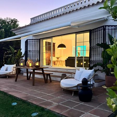 Villa De La Luz Luxury Guesthouse El Portil Bagian luar foto