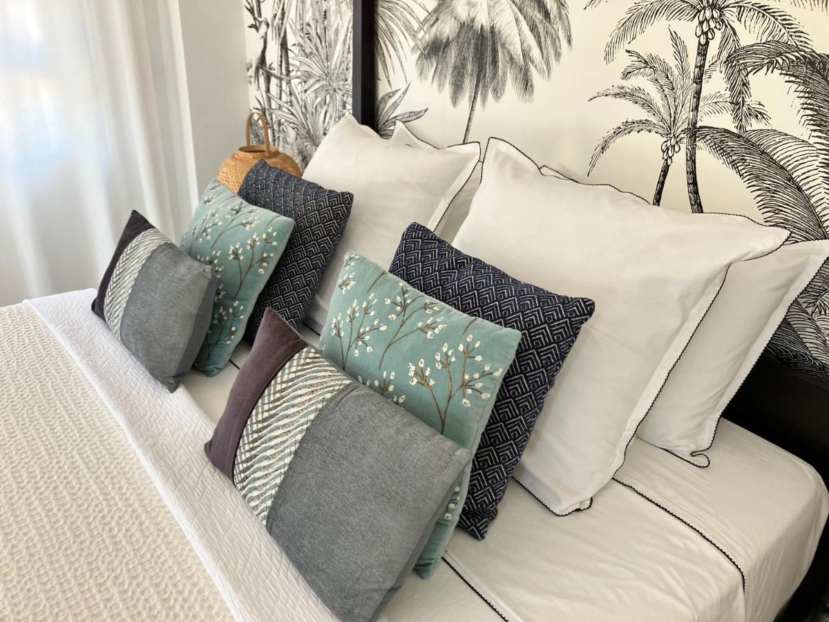 Villa De La Luz Luxury Guesthouse El Portil Bagian luar foto