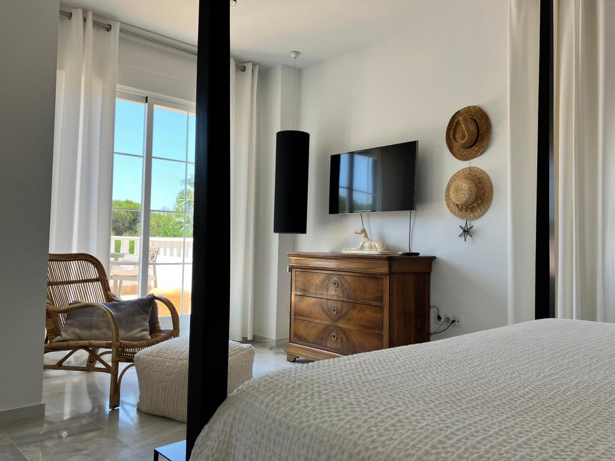 Villa De La Luz Luxury Guesthouse El Portil Ruang foto